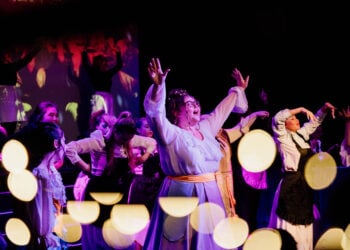 singing performing arts students in production at hull college