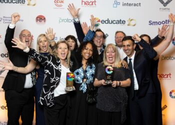 hull college staff at the educate north awards