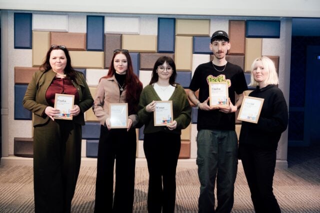 Five Hull College Art students stand in a row holding awards, smiling confidently. The background features a geometric pattern of muted colours. The mood is celebratory.