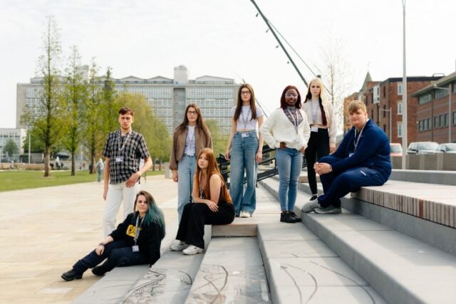 hull college students on the college campus